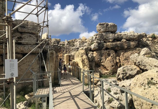 マルタの巨石神殿群岡部の海外情報