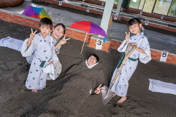 指宿市 ヘルシーランド露天風呂「たまて箱温泉」観光スポット公式 鹿児島市の観光・旅行情報サイトかごしま市観光ナビ