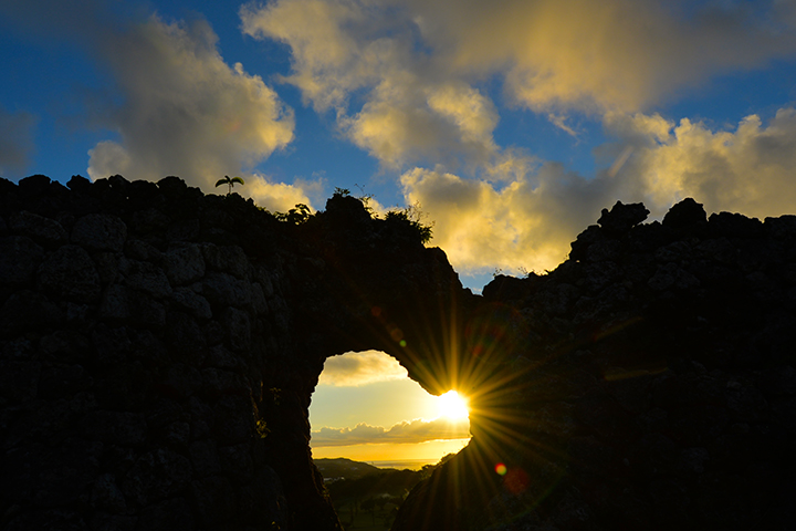 天空の城、太陽の門。玉城城跡特集らしいね南城市沖縄県南城市観光ポータルサイト