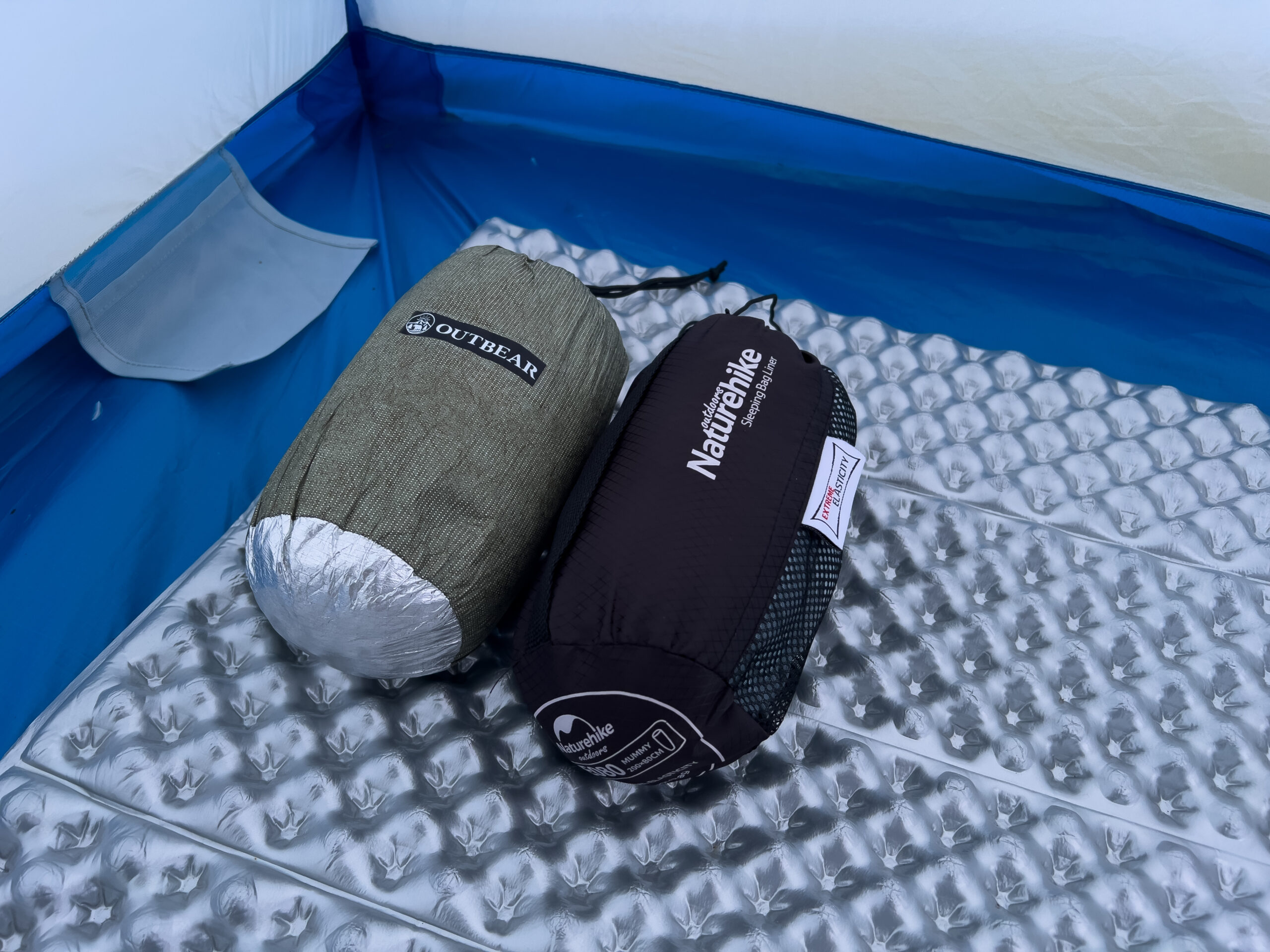 モンベル バロウバック＃3 寝袋登山用品 2022モンベル 絶対的信頼のコスパシュラフがフルモデルチェンジ！ シームレスバロウバッグ 3シーズン向けのおススメ新モデルを旧モデルと徹底比較！WEST WEB MAGAZINE