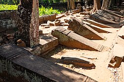 H.I.S. コーケー遺跡群終日観光 ※昼食込みシェムリアップ カンボジアのオプショナルツアー海外現地ツアー格安予約