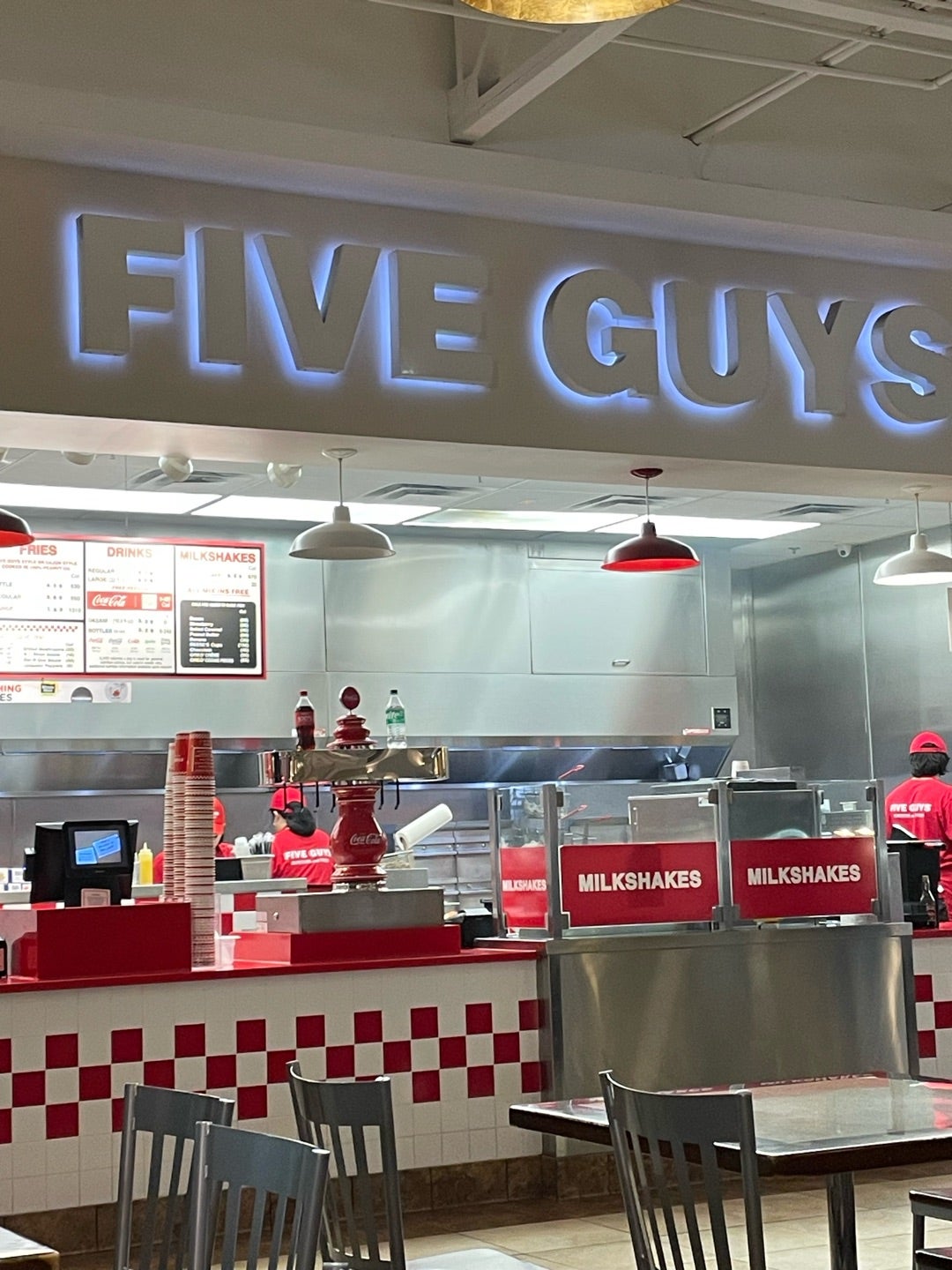 H.I.S.デザートヒルズ・アウトレット・ショッピングツアー ダウンタウン地区発着