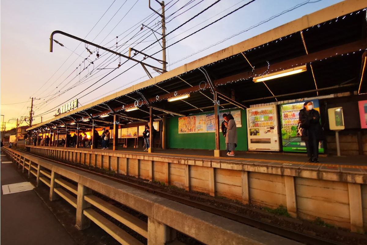 江ノ電 鎌倉高校前駅付近の写真素材36479735- PIXTA