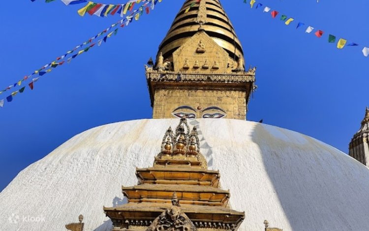 カトマンズ最古の寺院スワヤンブナート 猿のお寺 へ〜ネパールツアー聖地への旅 国立市の旅行会社カイラス