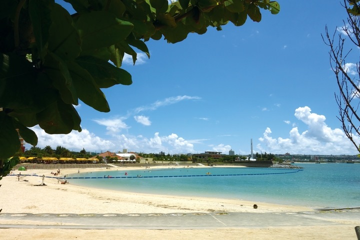 北谷公園サンセットビーチの全てがわかる！みんなが知らない超穴場ポイントも沖縄トラベル