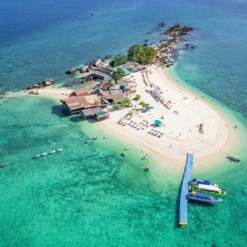 プーケット・バンブー・ピピ島旅行体験クルーザーで美しい海を満喫