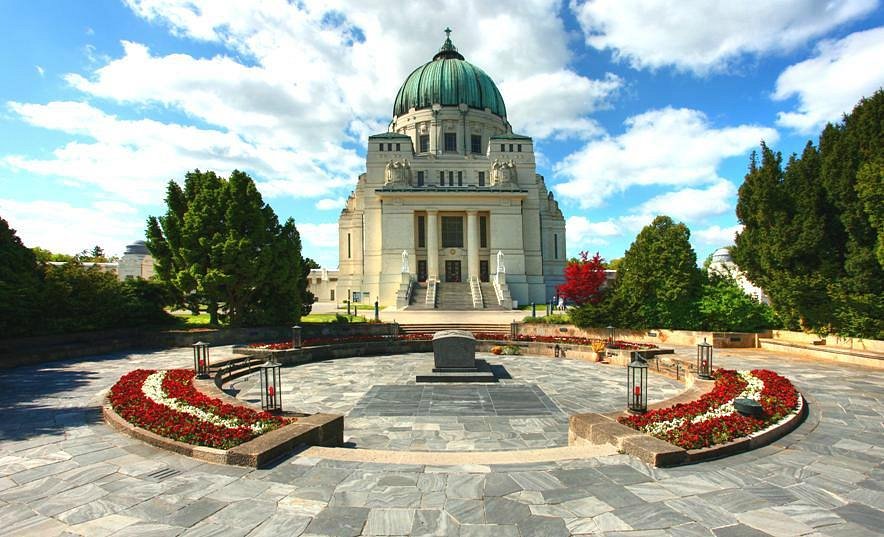 ウィーン中央墓地 オーストリア・ウィーン- Journey Under The World -世界下町旅行