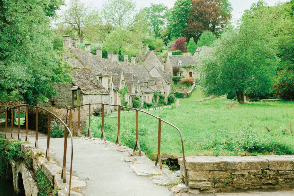 花と羊に癒されるコッツウォルズの村巡り〜古き良きイギリス〜 - Islablog