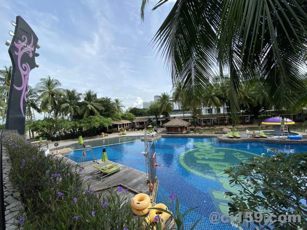 🇹🇭タイ パタヤ, 超おすすめファミリーコンセプトホテル🤭❤️, バンコクから車で約2時間🚙,ビーチリゾートのパタヤに、最強のファミリーコンセプトホテルを発見👀,スペースと言う名前の通り、宇宙をモチーフに、至るところに遊び心と楽しい仕掛けがあるホテルでした👏🏻💕,・流れるプールや波のプール、ウォータースライダーなどのアドベンチャープール🛟, ・夜10時まで遊べるパラダイス🤭ゲームゾーン✨,