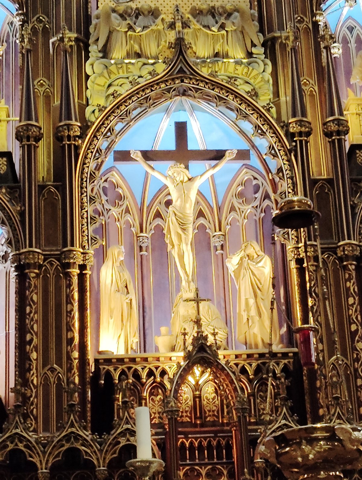 モントリオールノートルダム聖堂」の画像素材 写真・イラスト- イメージマートimagemart