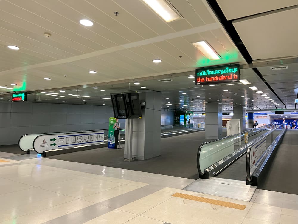 スワンナプーム空港の自動外貨両替機はレートも良くおすすめアジアトラベルノート