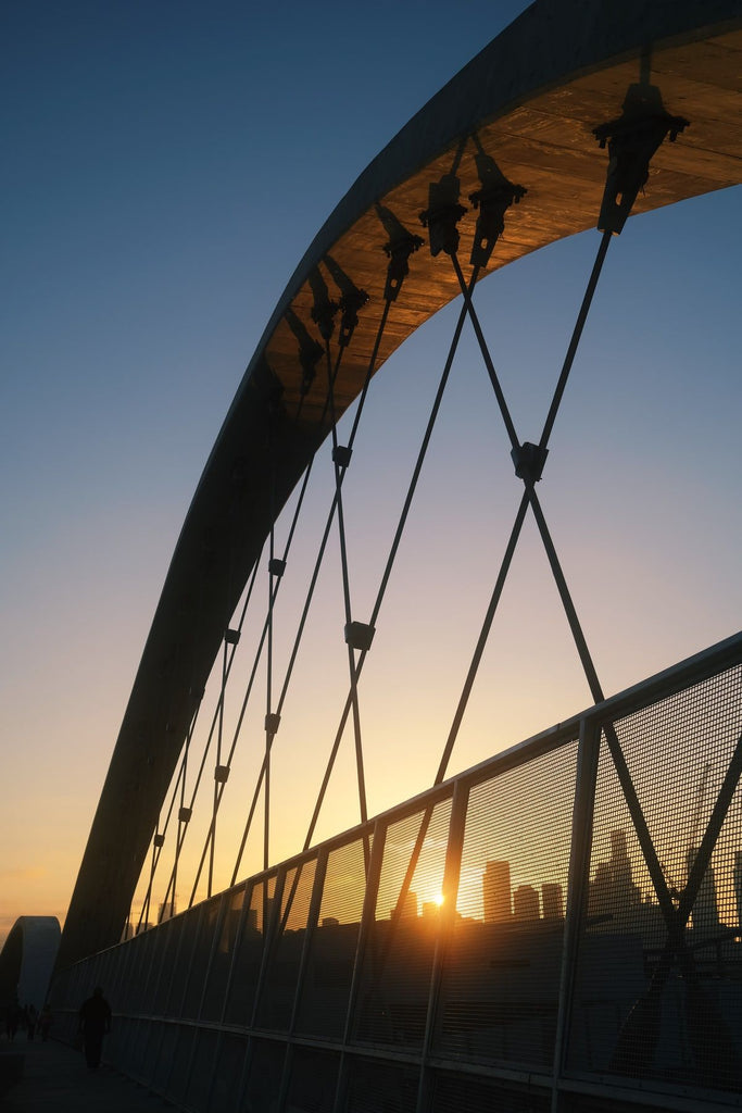 ロサンゼルスのダウンタウンの景色は6番街橋の向こう側からPremium写真