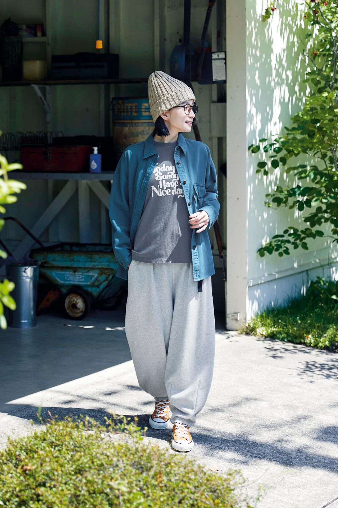 夏キャンプの服装選びのポイント！おすすめアイテムやコーデも紹介！レディースファッション通販のJ Lounge 公式