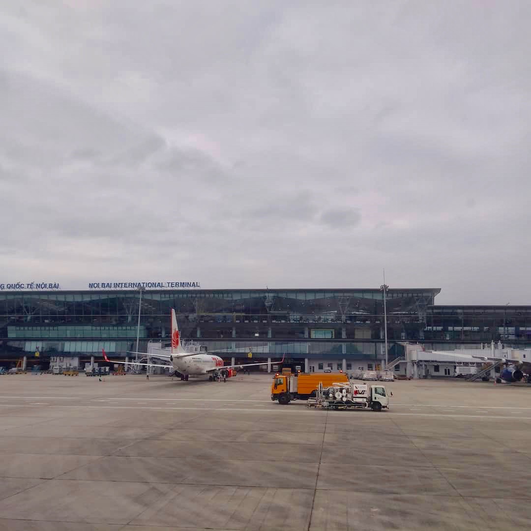 VIPファーストトラックサービス付！空港送迎ノイバイ国際空港⇔ハノイ市内＜英語ガイド 出入国審査優先レーン利用＞ 楽天トラベル 観光体験