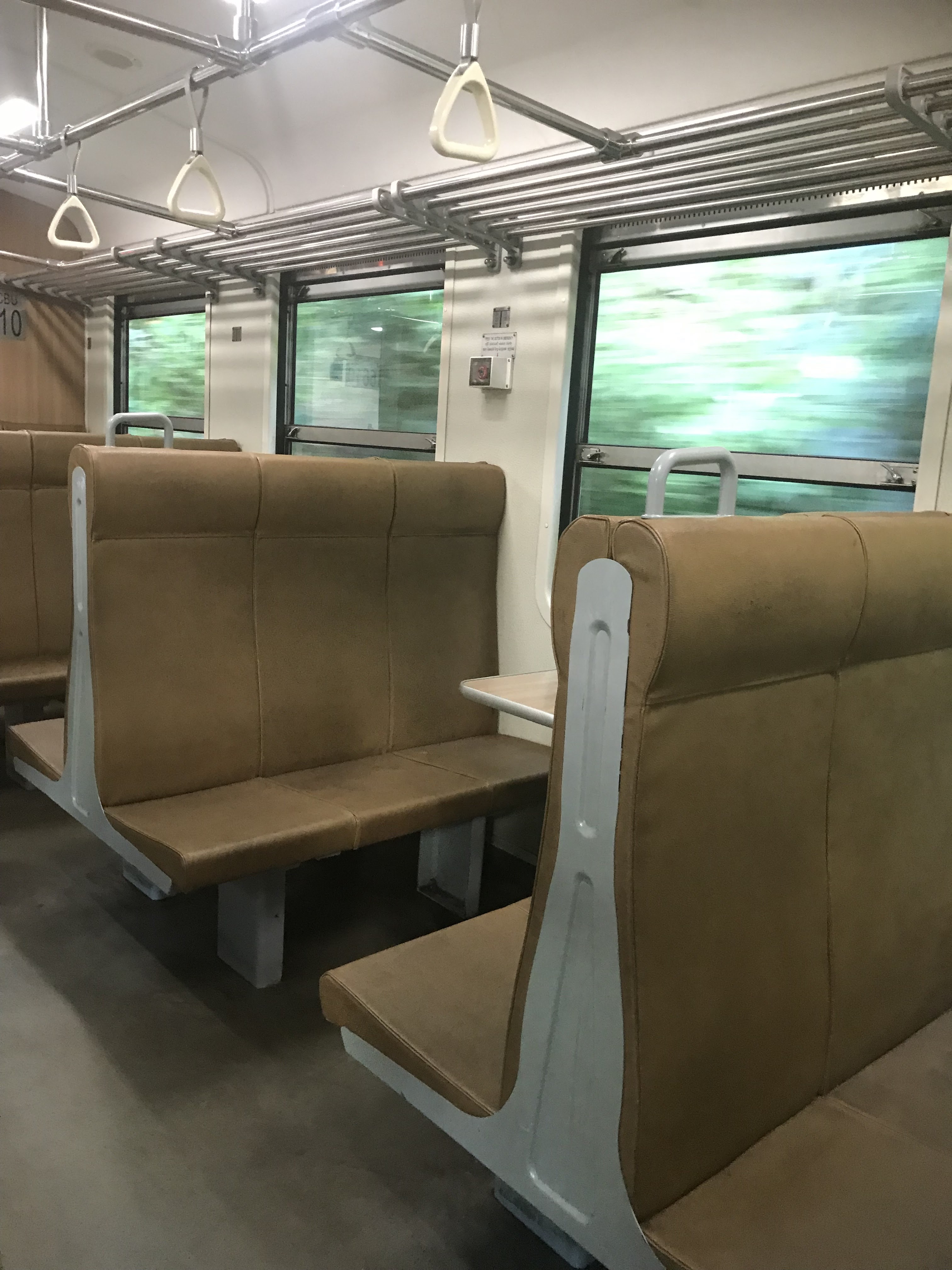 スリランカ鉄道 列車 で行く絶景の旅 – 個人旅行者に贈る魅力と攻略ガイドスリランカ旅行・観光ガイド・政府公認タクシーチャーターサービス