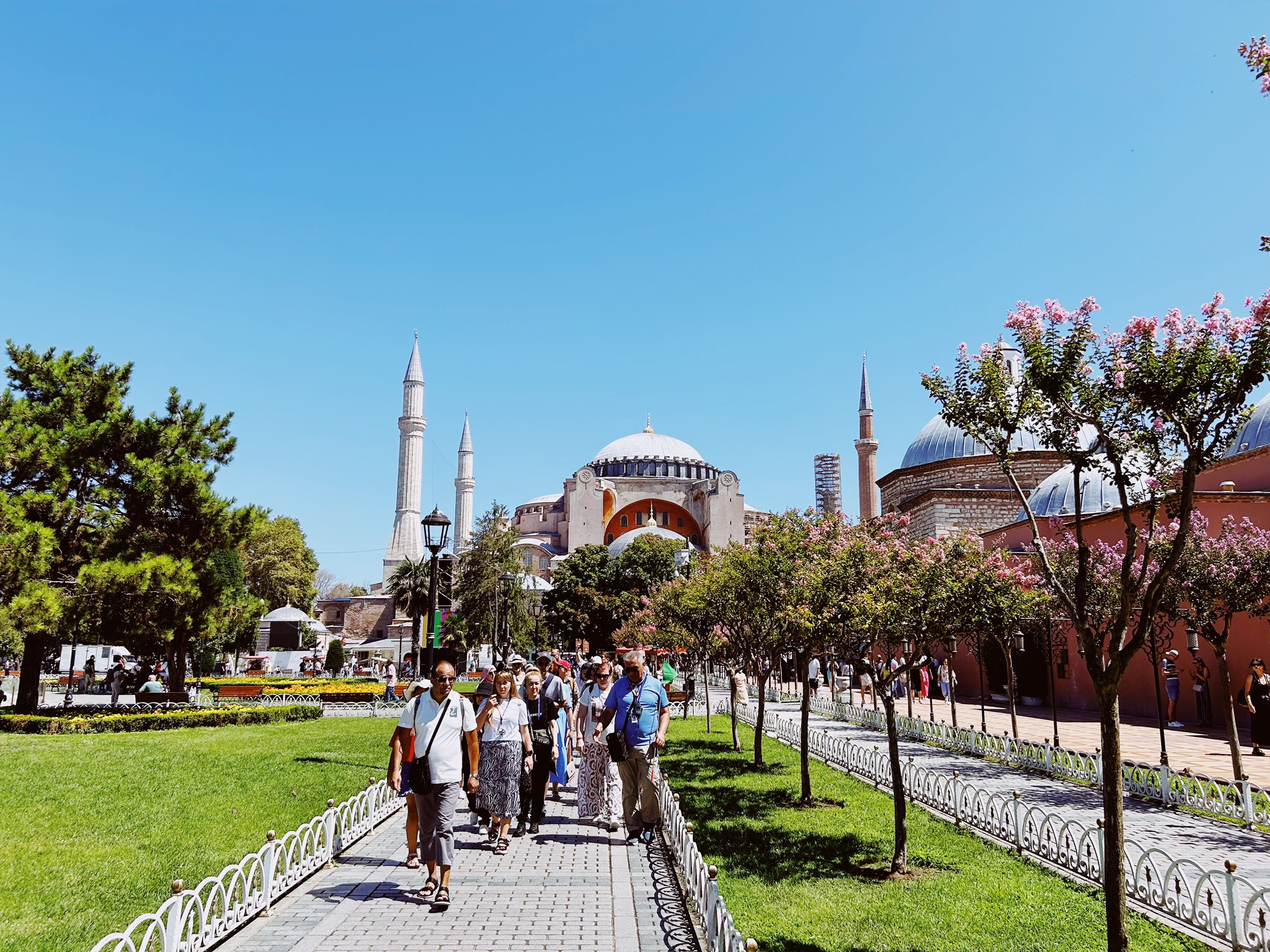 アヤソフィア大聖堂スルタンアフメット- ツアーとアクティビティエクスペディア