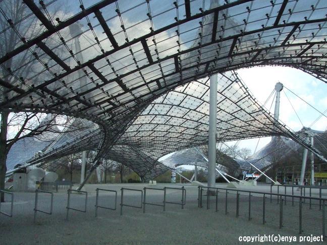 ドイツ ミュンヘン・オリンピック競技場114119196 の写真素材 - アフロ