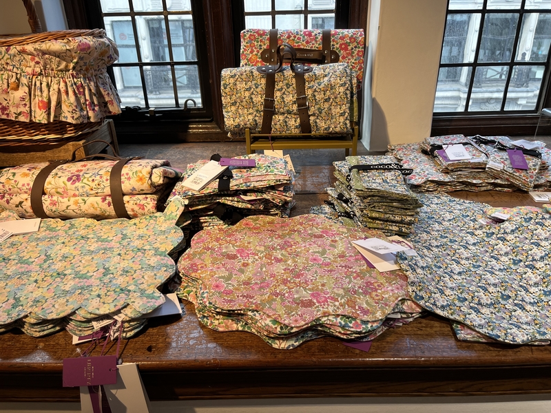 イギリス土産 リバティ・ロンドンのおすすめのお土産についてケンブリッジでの生活記