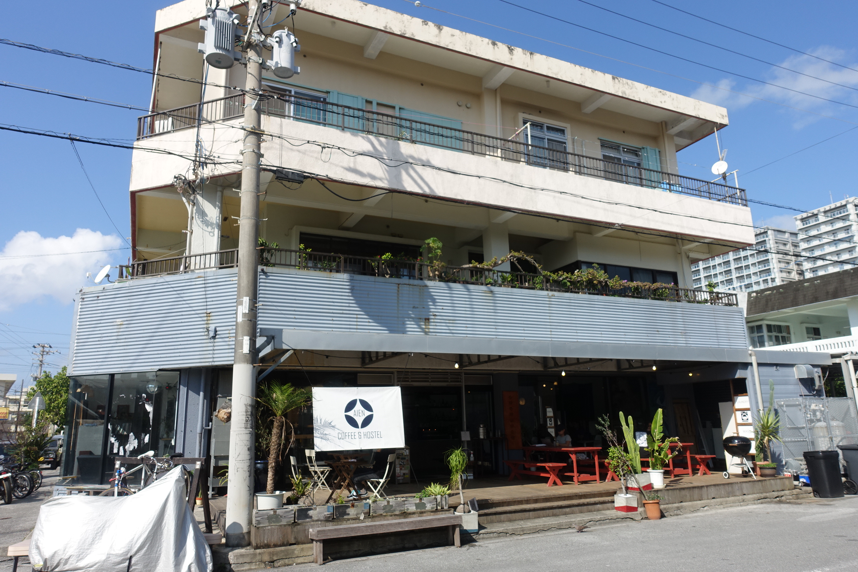 ファイブ・スター・デリ - 中頭郡北谷町字砂辺/カフェ・喫茶 |