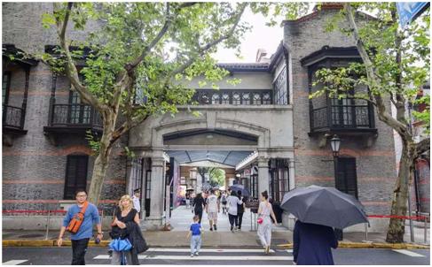 上海新天地旅遊攻略石庫門建築與現代生活的交匯點🧱🛍️Trip.com 上海