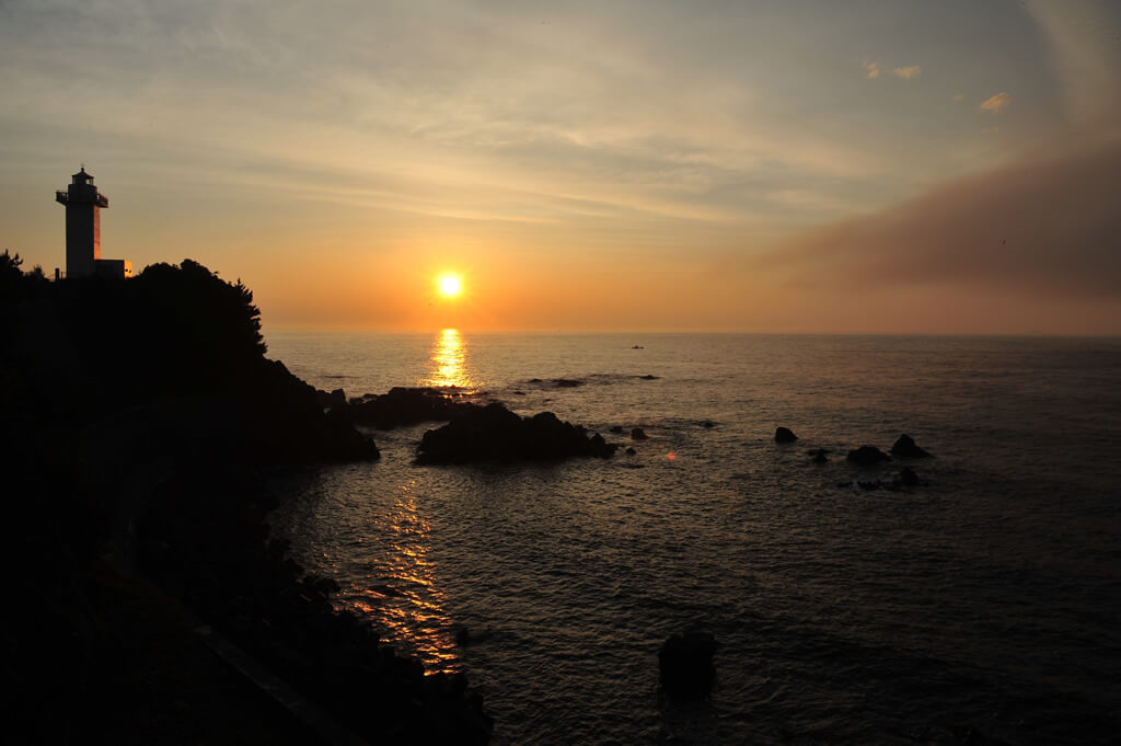 志摩市観光案内所Shima City Tourist Information - どこでもドアー☺️志摩市志摩伊勢志摩伊勢志摩国立公園IseshimaShimashimastagramIseshimaNationalParkvisitmieญี่ปุ่น มิเอะ อิเสะชิมะ ชิมะささえあいしま 志摩を旅する写真 sdgs 写真