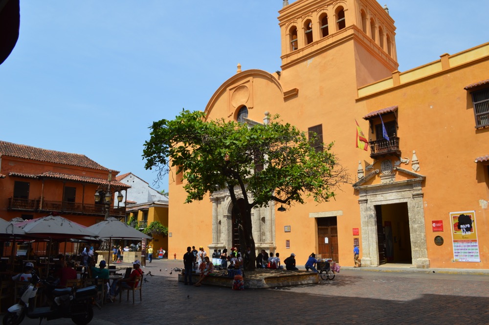 コロンビア 南米屈指のリゾート地 カルタヘナたびこふれ