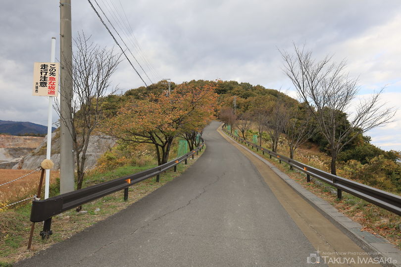 金生山化石館前 駐車場の夜景 岐阜県大垣市