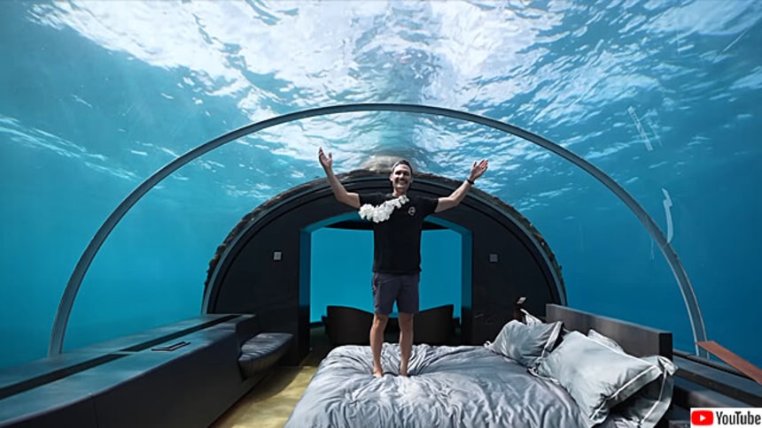 サメが泳ぐ、シャークタンクに泊まる夜 パリ水族館初の水中ベッドルームがAirbnbに登場！サメ35頭と過ごす夜に、抽選で限定3組6名様を無料でご招待Airbnb Japan株式会社のプレスリリース