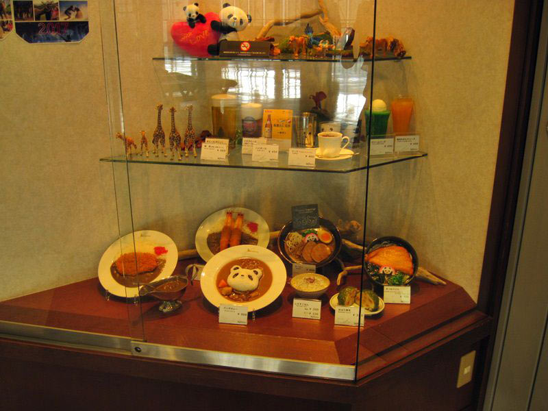 株 南紀白浜エアポート 熊野白浜リゾート空港. 空港売店RESTART🌸 新ターミナルビル2階にあるお土産ショップ 4月より「 梅ボーイズ」さんによる運営でリスタートしております💪 梅ボーイズさんの梅干しを始め、 和歌山と言えば定番の紀州銘菓かげろうや、 湯浅醤油