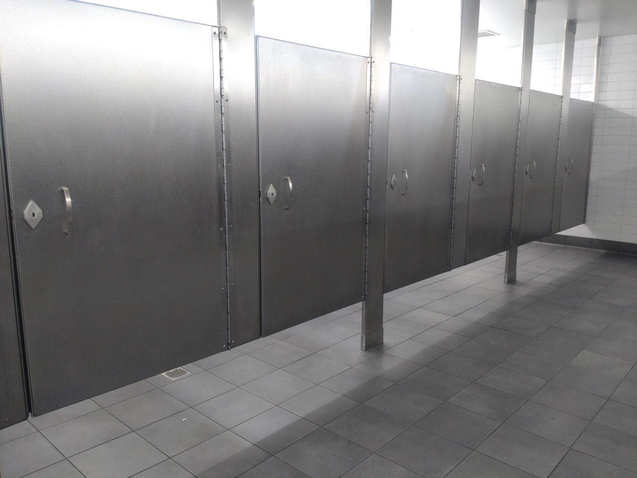 142 アメリカ人が驚愕し 142 た日本人のティッシュの使い方とトイレ事情The Austin and Arthur Show – Austinand Arthur