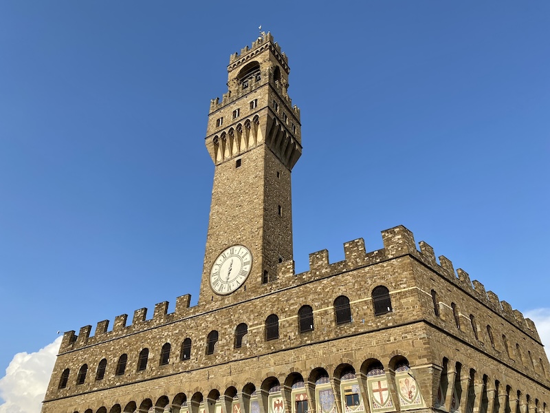 シニョリーア広場フィレンツェ歴史地区- ツアーとアクティビティエクスペディア