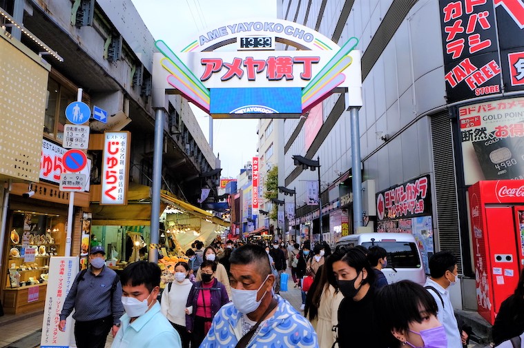 下町が好き:上野アメ横、年末年始混雑比較