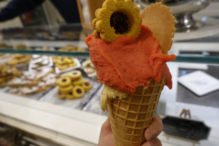 ジェラートをなめながらスペイン広場からナボナ広場までお散歩』ローマ イタリア の旅行記・ブログ by nomonomoさん フォートラベル