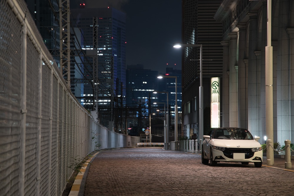 首都圏の有名クルマ撮影スポットでトヨタ「C-HR」をiPhoneで撮ってみた！＆GP