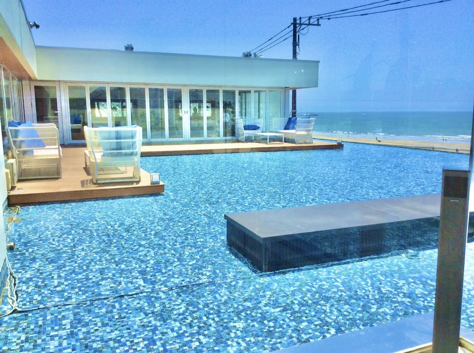 口コミよりリアル！な結婚式情報 由比ヶ浜を一望できるオーシャンビュー会場「アマンダンブルー鎌倉」の全容を取材！トキハナmagazine