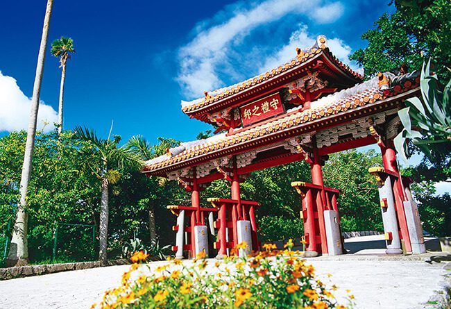 旧首里城守礼門史跡をめぐる