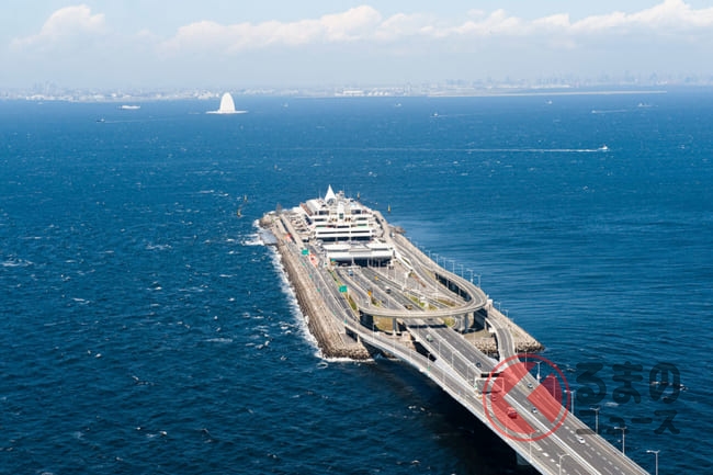 海ほたる～東京湾に浮かぶパーキングエリア