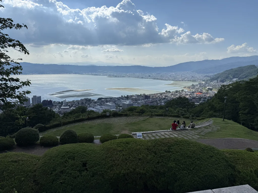 立石公園 諏訪湖を一望できる絶景スポットは「君の名は。」聖地花火大会には注意！アクセス＆駐車場情報