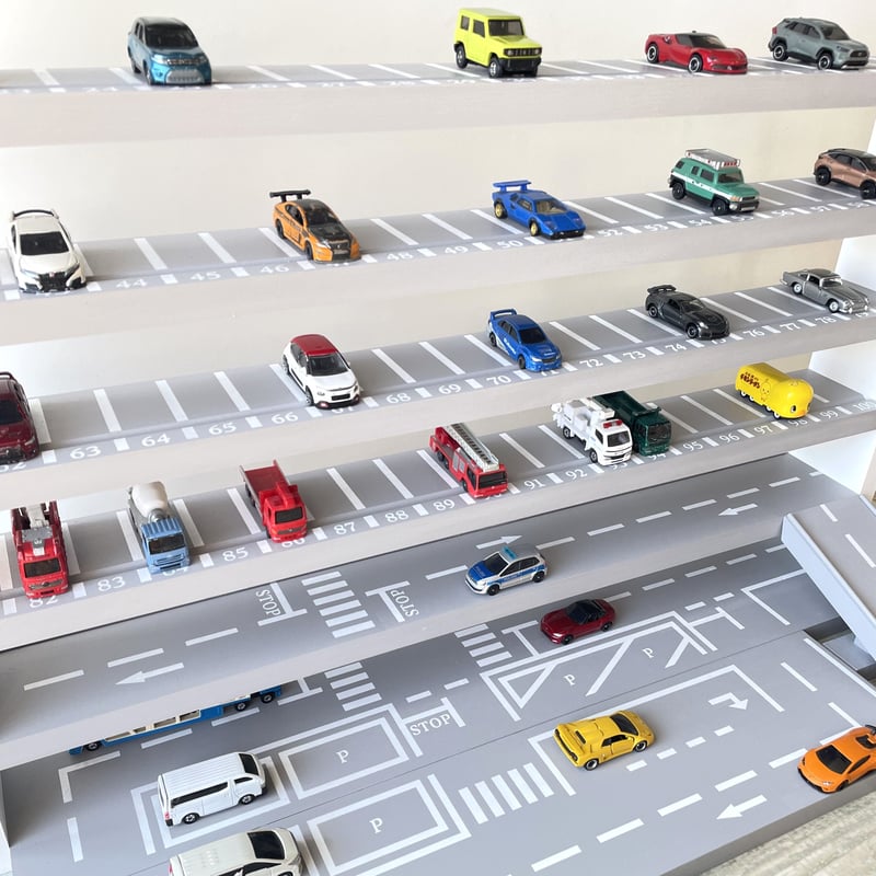 まるで一種の駐車場？！ミニカー大量入荷です 北越谷店 2019年06月03日リサイクルショップ トレジャーファクトリー トレファク 北越谷店