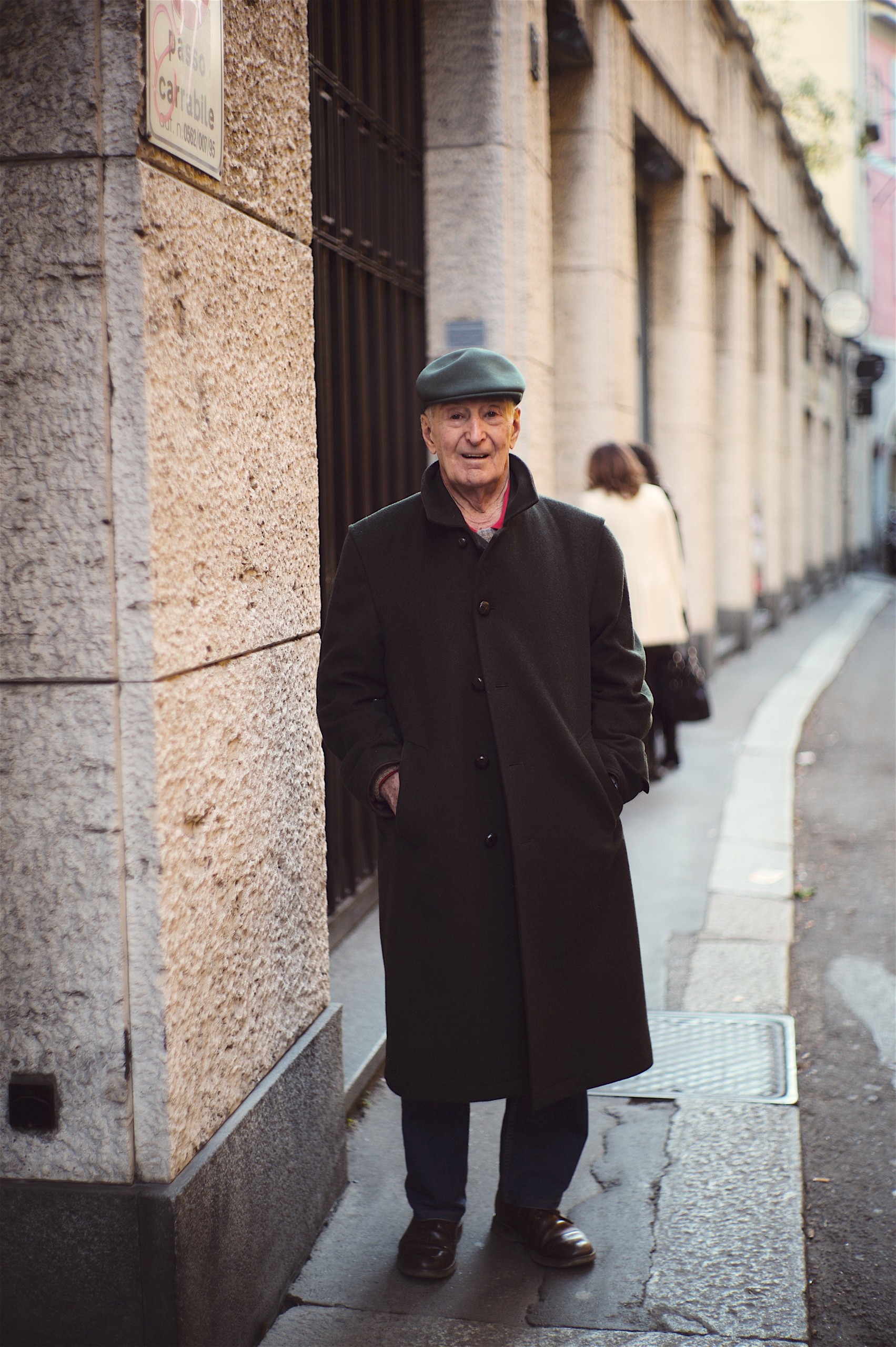 夏マダムの選りすぐりスナップ20選 パリ＆ミラノWeb eclat50代女性のためのファッション、ビューティ、ライフスタイル最新情報