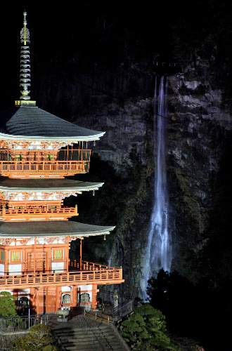 那智の滝知る人ぞ知る穴場スポットや大自然を満喫！アクセス情報からご当地グルメまで網羅SKYWARD+