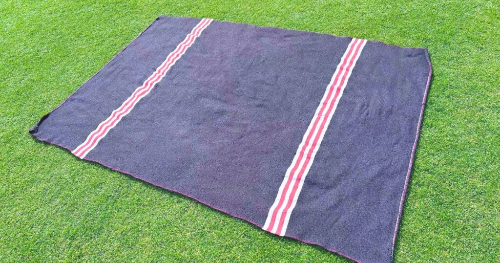 芝生でごろ寝しよ！」夏のおでかけにぴったりな南池袋公園でおしゃれ