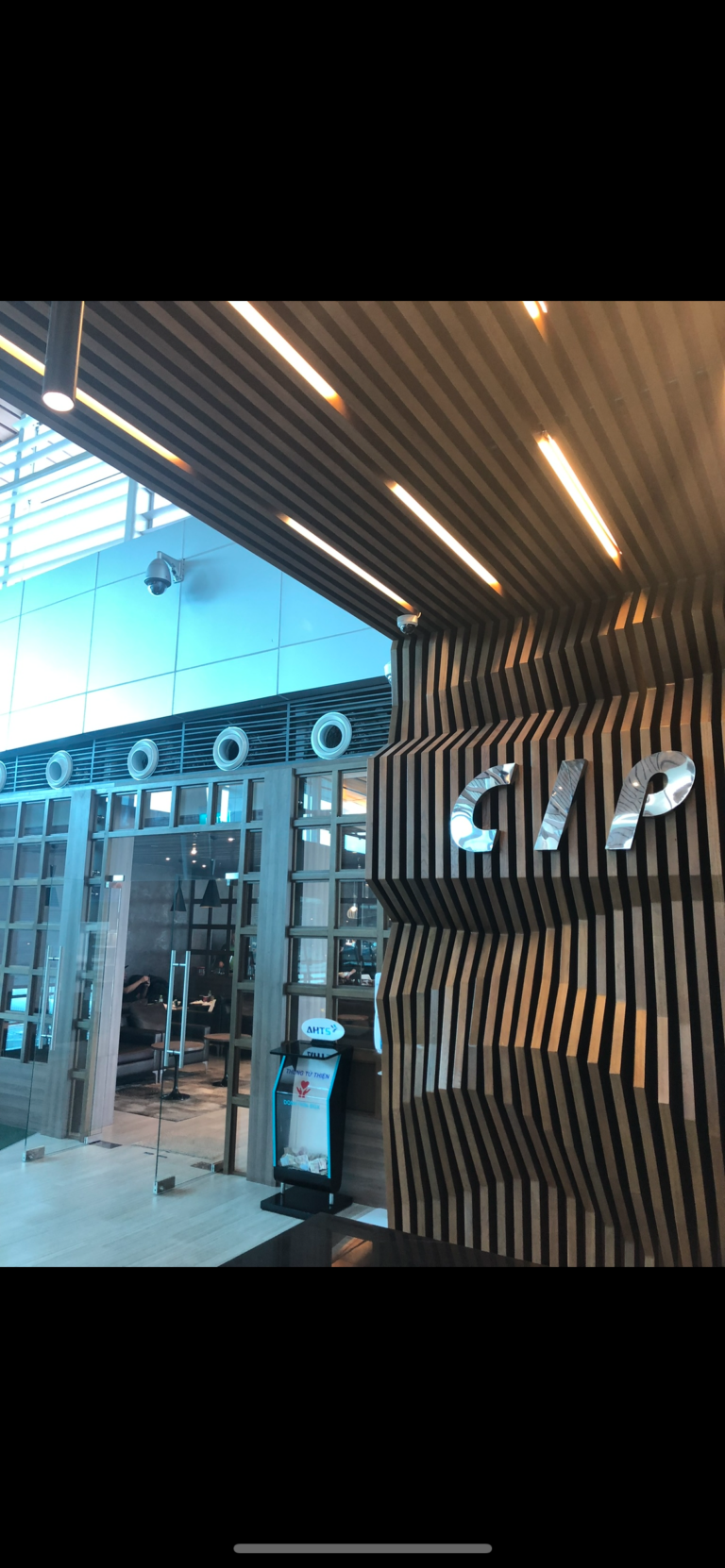 ダナン国際空港の「CIPラウンジ」をプライオリティパスで利用してきた。シャワー室は？混雑時間帯は？ - YAS的なモノ