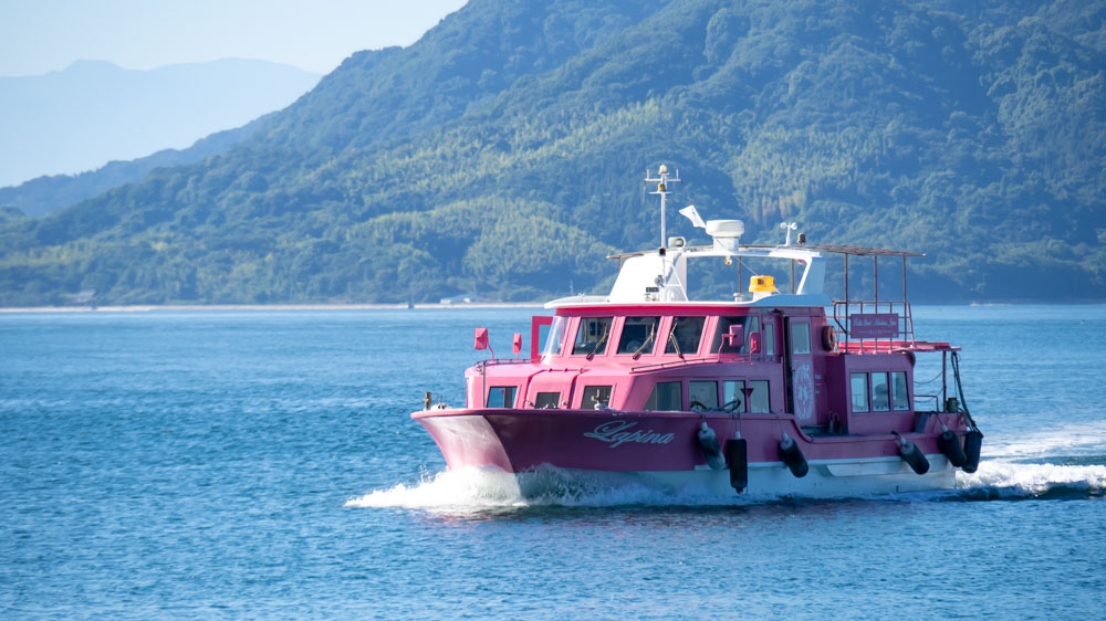 うさぎの島への玄関口忠海港