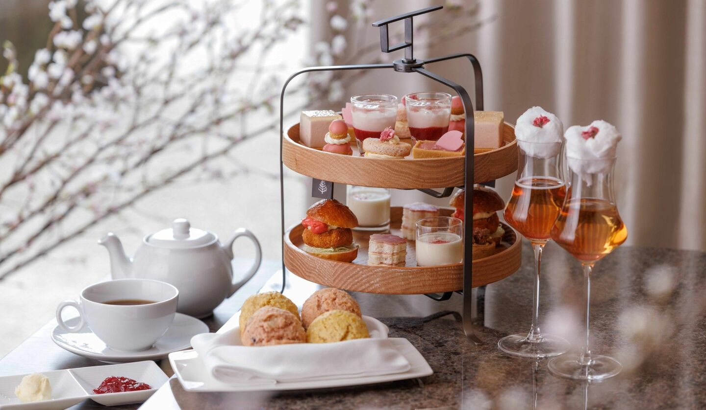 The Peak Lounge ピークラウンジ新宿パークハイアット東京の絶景アフタヌーンティ