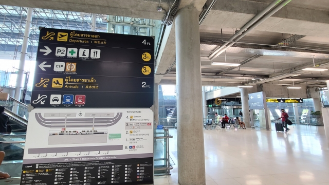 韓国旅行するなら、仁川空港か金浦空港✈️どっち使いたい？ 弾丸韓国旅なら金浦空港便使ったほうが、時間⏰効率よく使えるけど、ちょっとだけ高いのが難点💦どっち派かぜひコメントで教えてね📝 +°+.o：*・+.o.・*・+*+ くるみ @kurumi_koreatrip