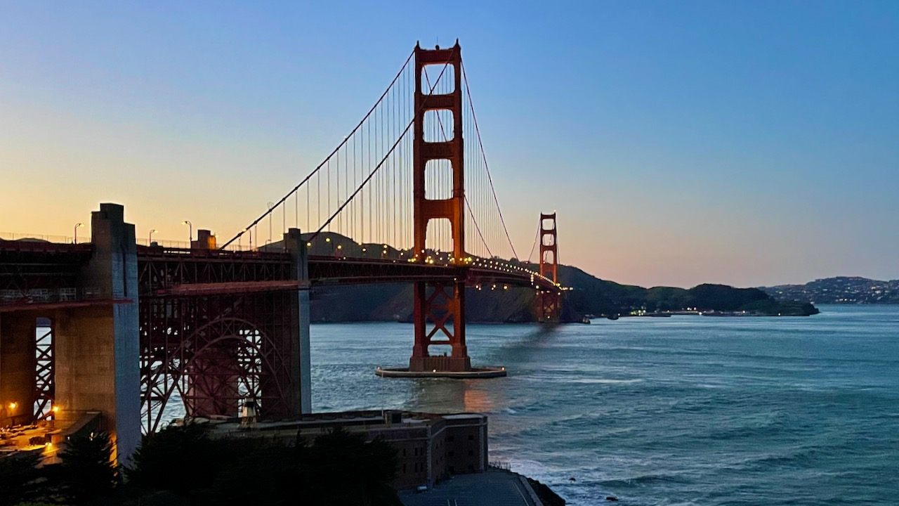 サンフランシスコの観光スポット、ゴールデンゲートブリッジ＆アルカトラズ島