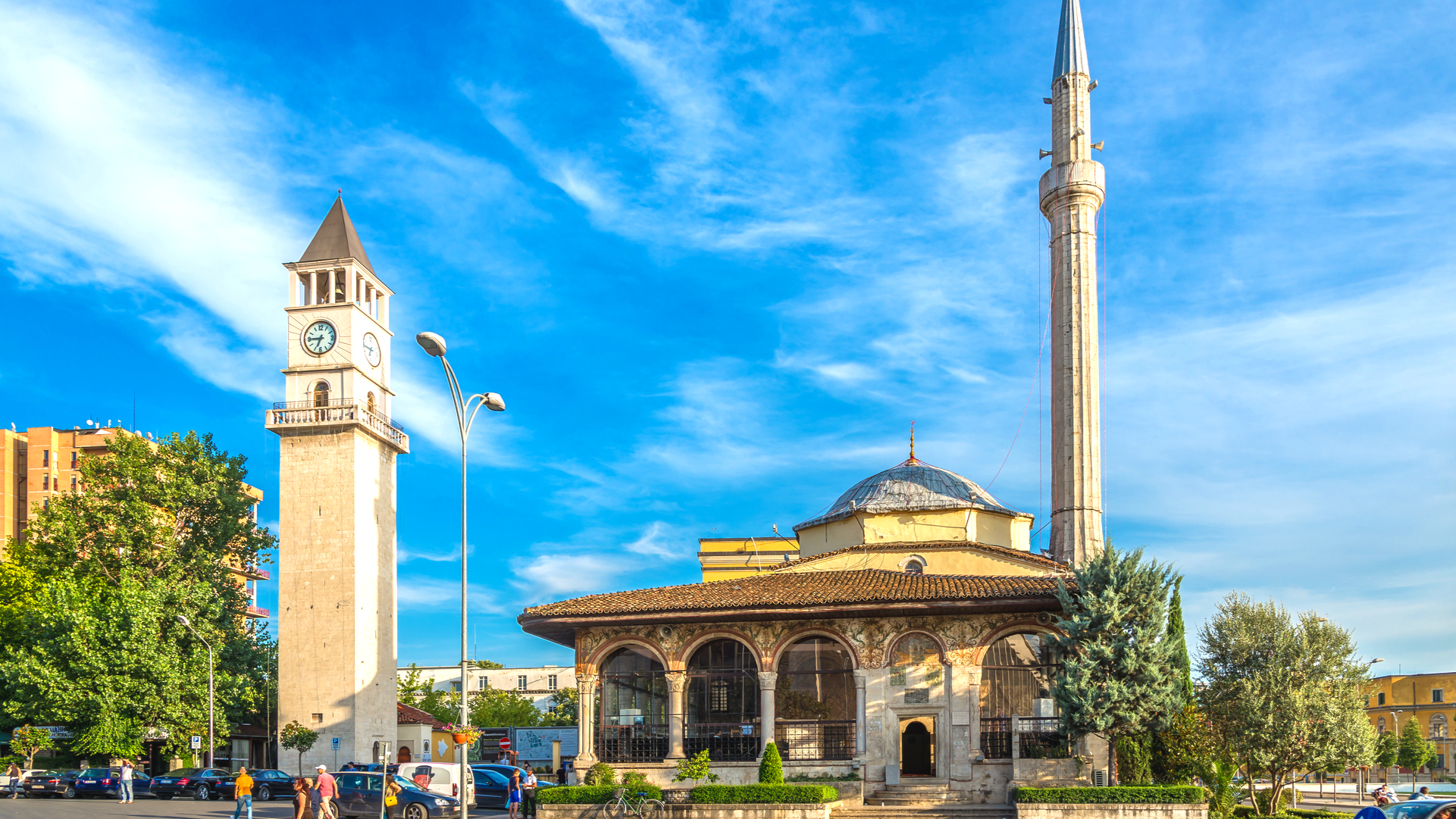 アルバニアの首都・ティラナに残る独裁政権の象徴を、MVRDVが文化のハブに再生。カーサ ブルータス Casa BRUTUS