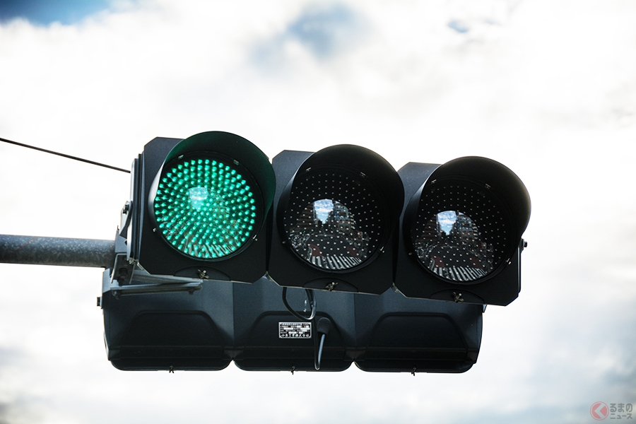 HondaHondaの交通安全世界の交差点の写真と交通トピックス