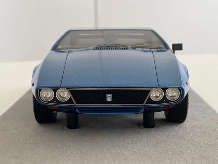 DINKY TOYS デトマソ マングスター 新品 ミニチャンプス デトマソ・マングスタ1969 赤 1 43